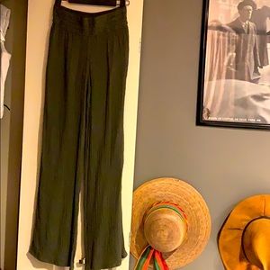 Super comfy green beach pants